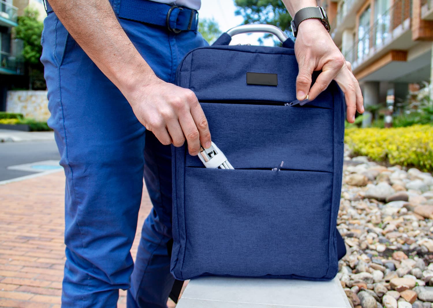 Morral Para Portátil Adolfo 14 Lts. 10