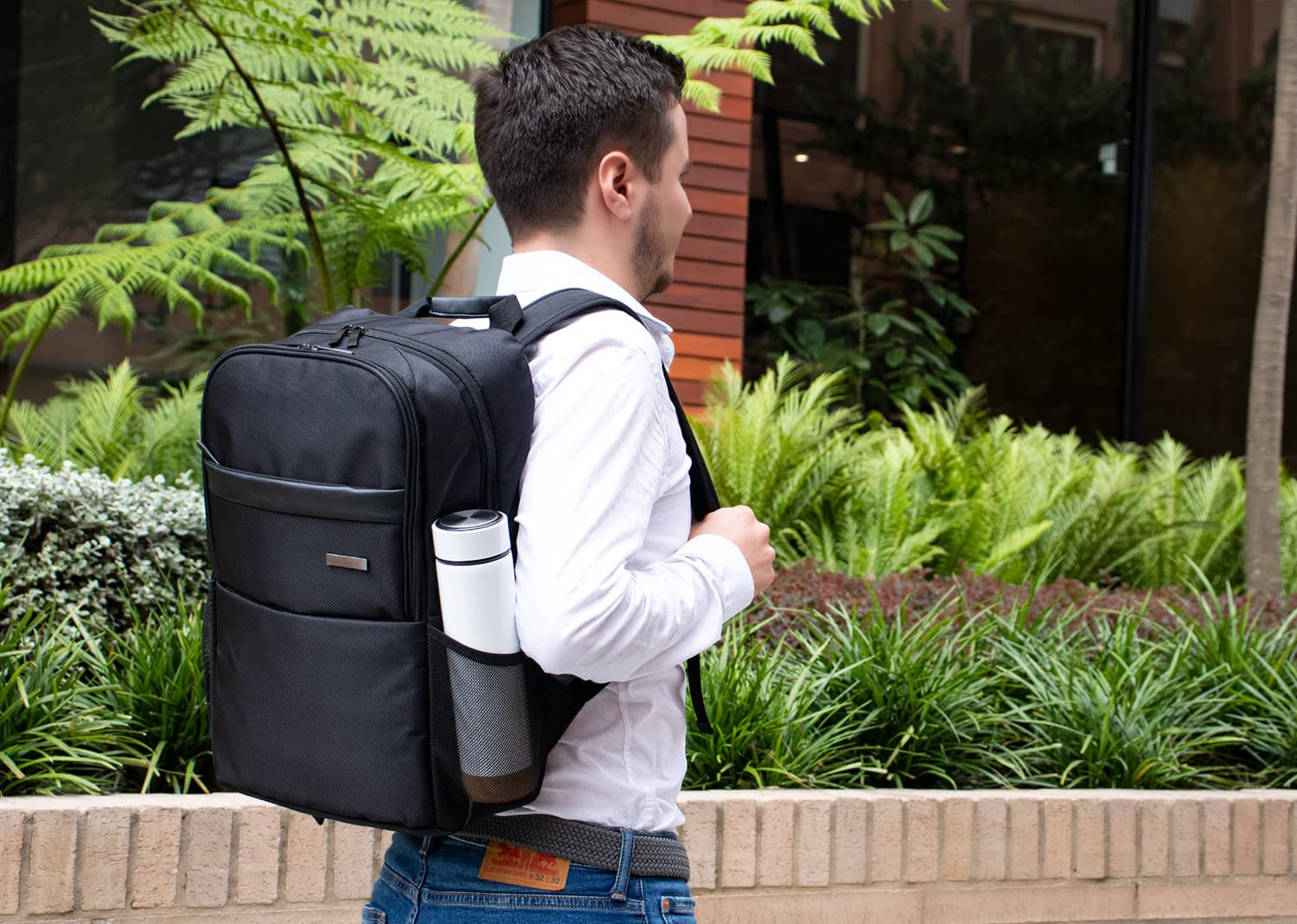 Portalaptop Pierre 17 Lts. 14