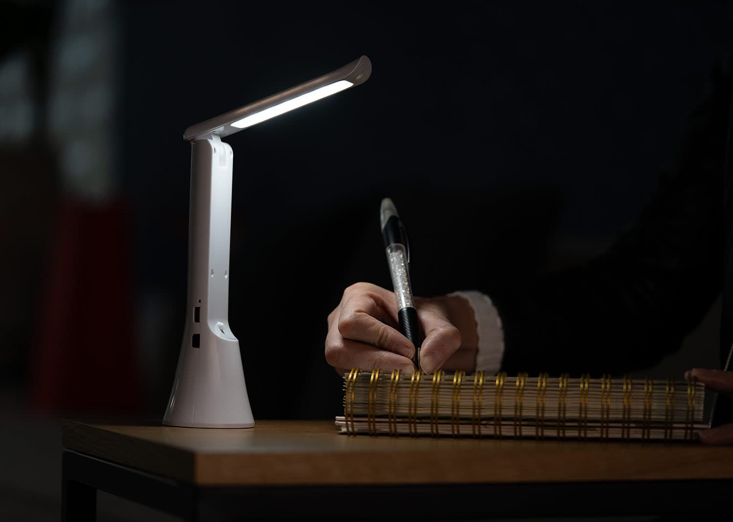 Linterna 2 en 1 Lumen 9