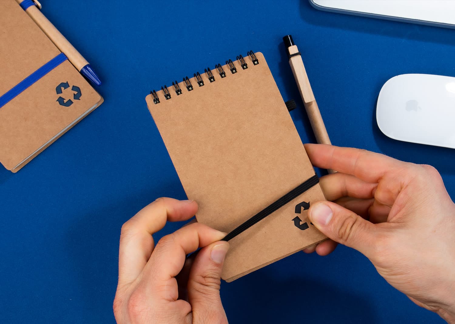 Eco Book con Bolígrafo 27