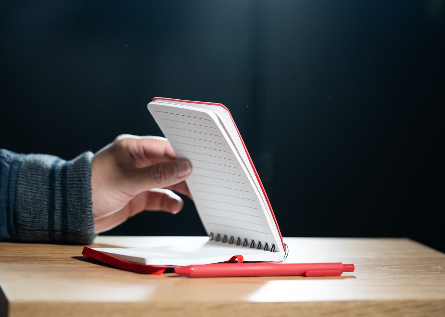 Libreta Clasp con Bolígrafo 4